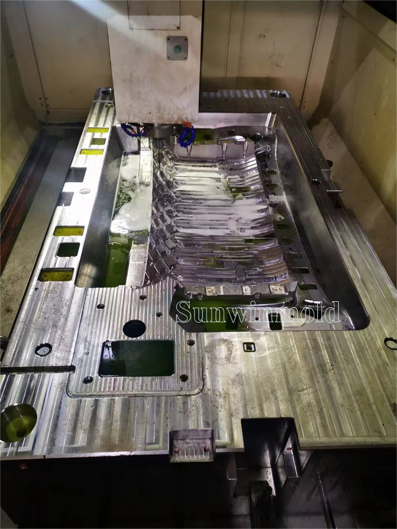 Mold Manufacturing03