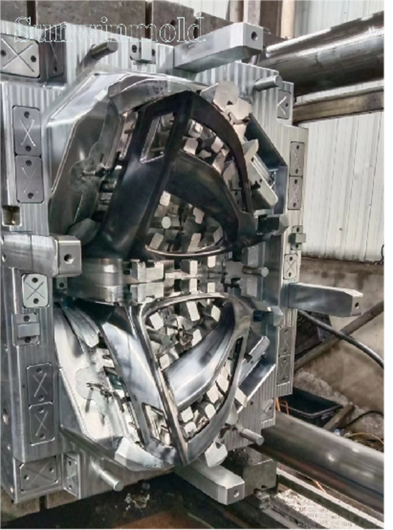 Mold Manufacturing03