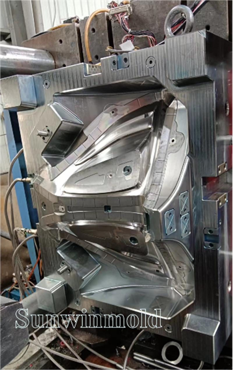 Mold Manufacturing05