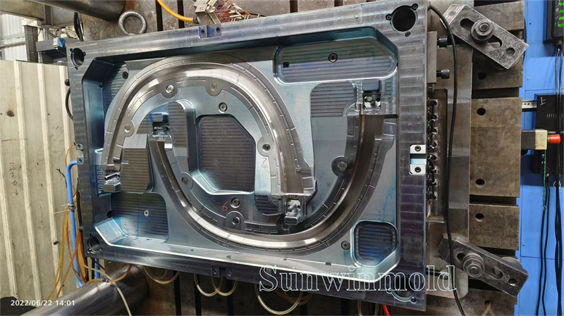 Mold Manufacturing08