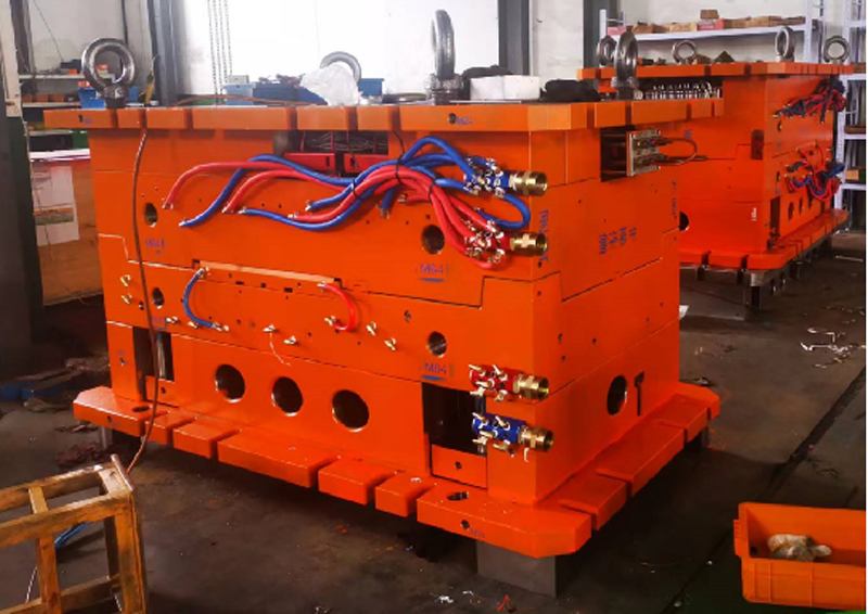 Mold-Manufacturing26